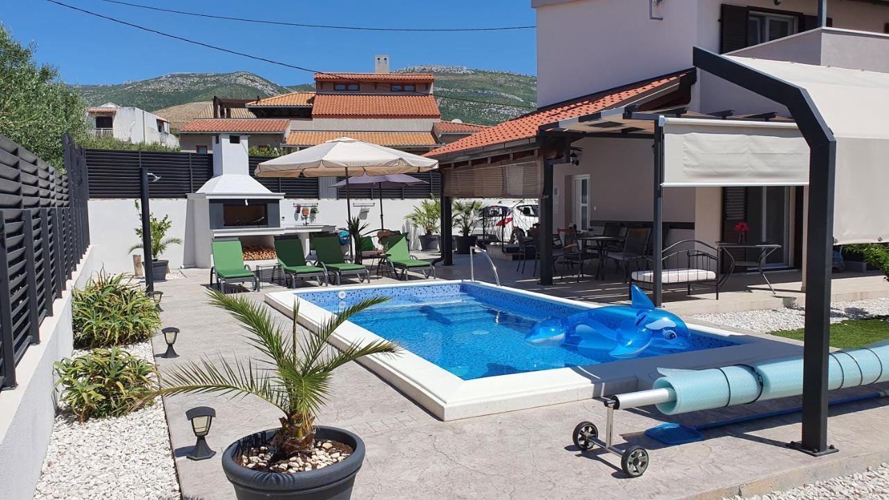 Villa Fides With Private Pool, Garden And Sea View Kastel Novi Екстер'єр фото